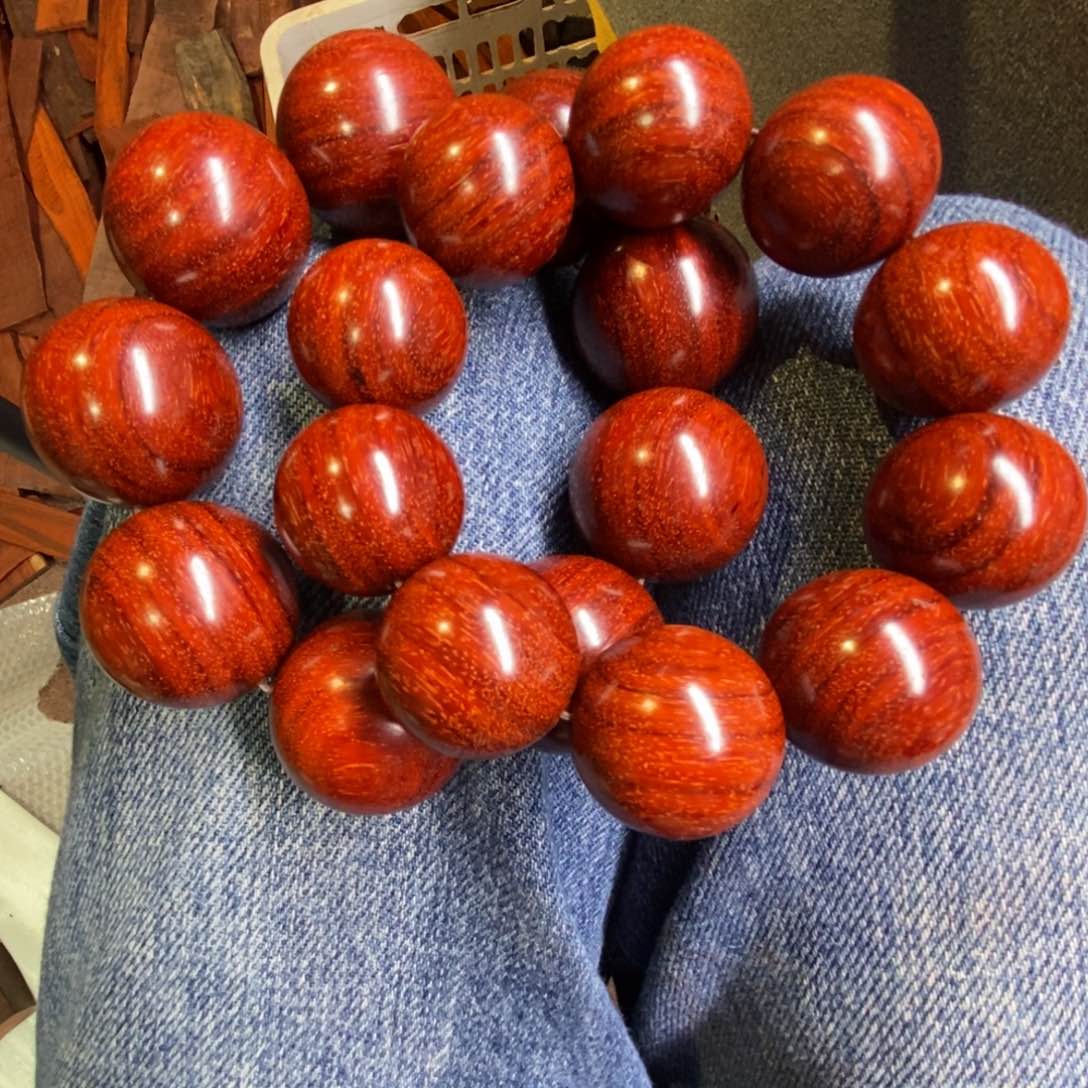 檀香紫檀（小叶紫檀）辉***࿐