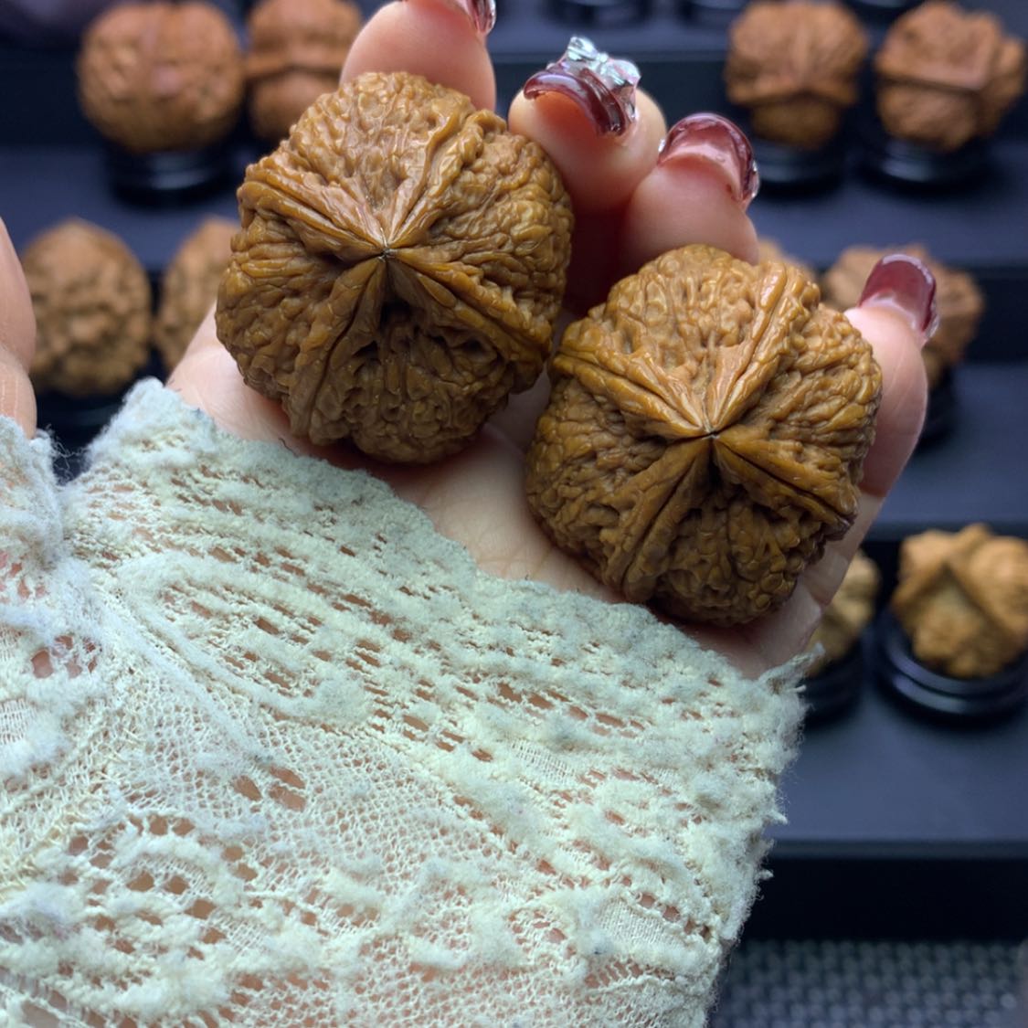 【闪购商品】文玩核桃吊坠蚂蚁纹四棱38