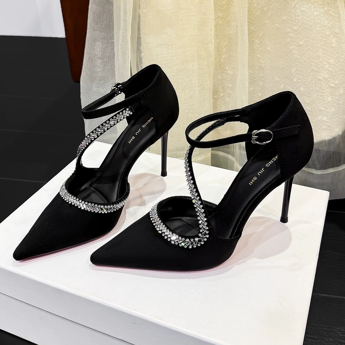 水钻一字带高跟鞋女2025夏新款配裙子不累脚单鞋细跟3376-3