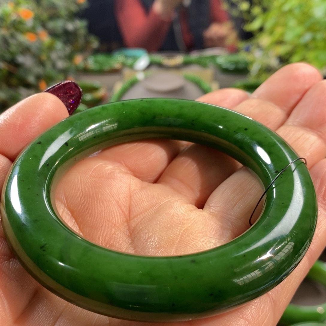 和田玉（碧玉）手镯未镶嵌