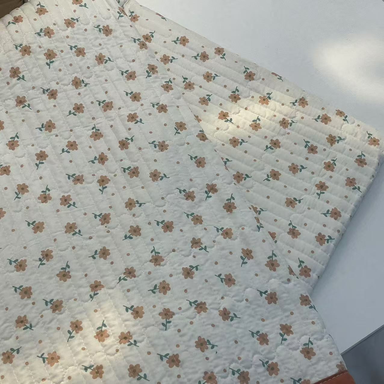 【床盖】火山岩自发热四季款床盖200*230cm 橘色物语