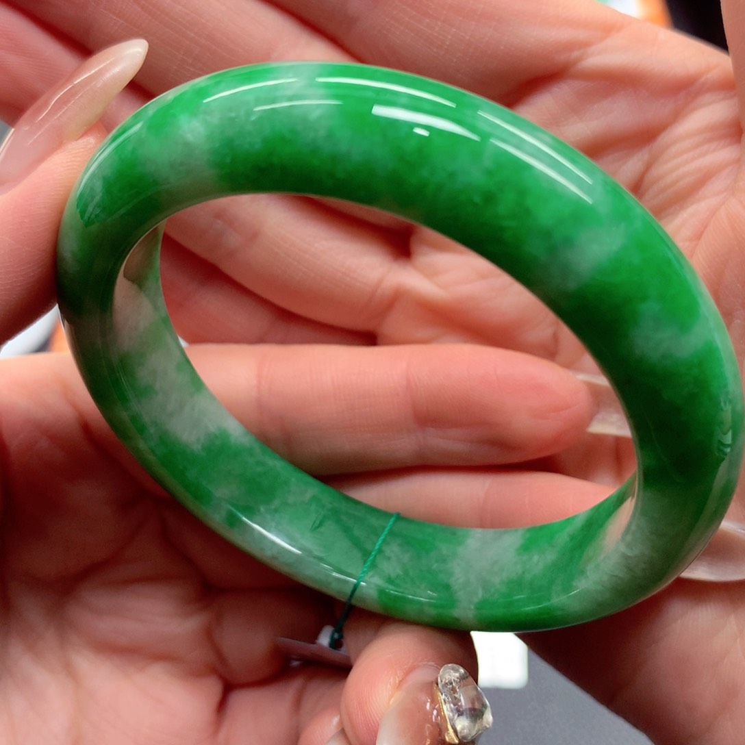 未镶嵌手镯翡翠翡翠