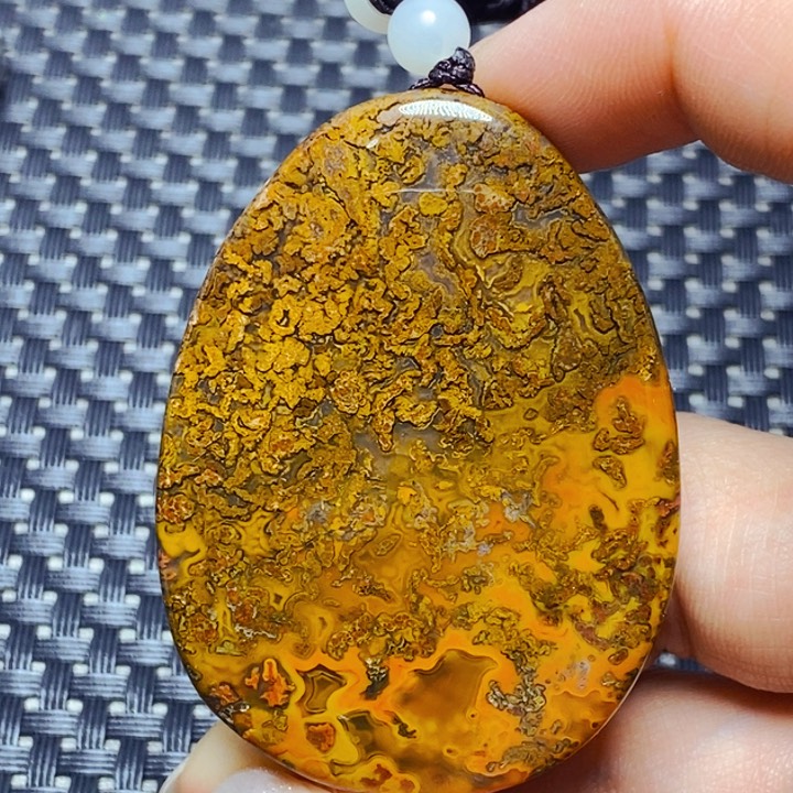 玛瑙/玉髓未镶嵌颈饰境*