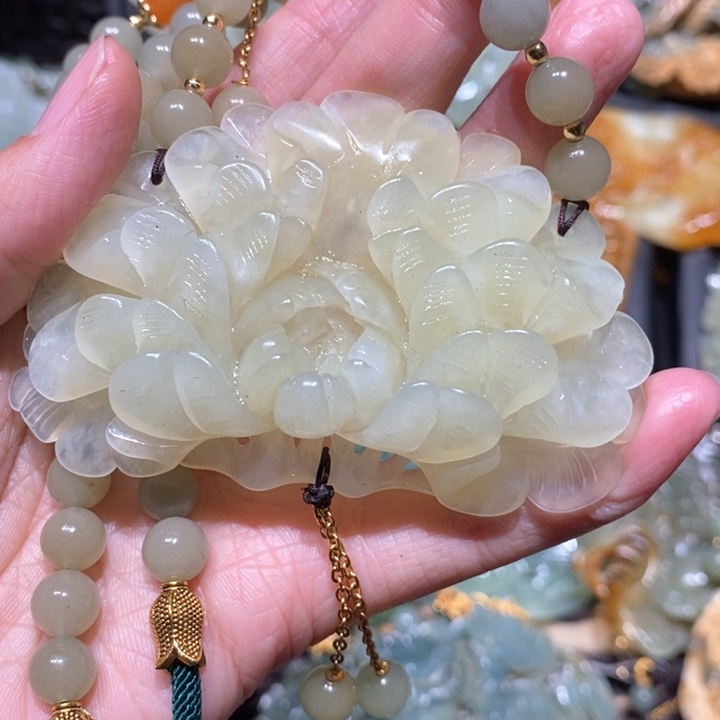 岫玉毛衣链未镶嵌