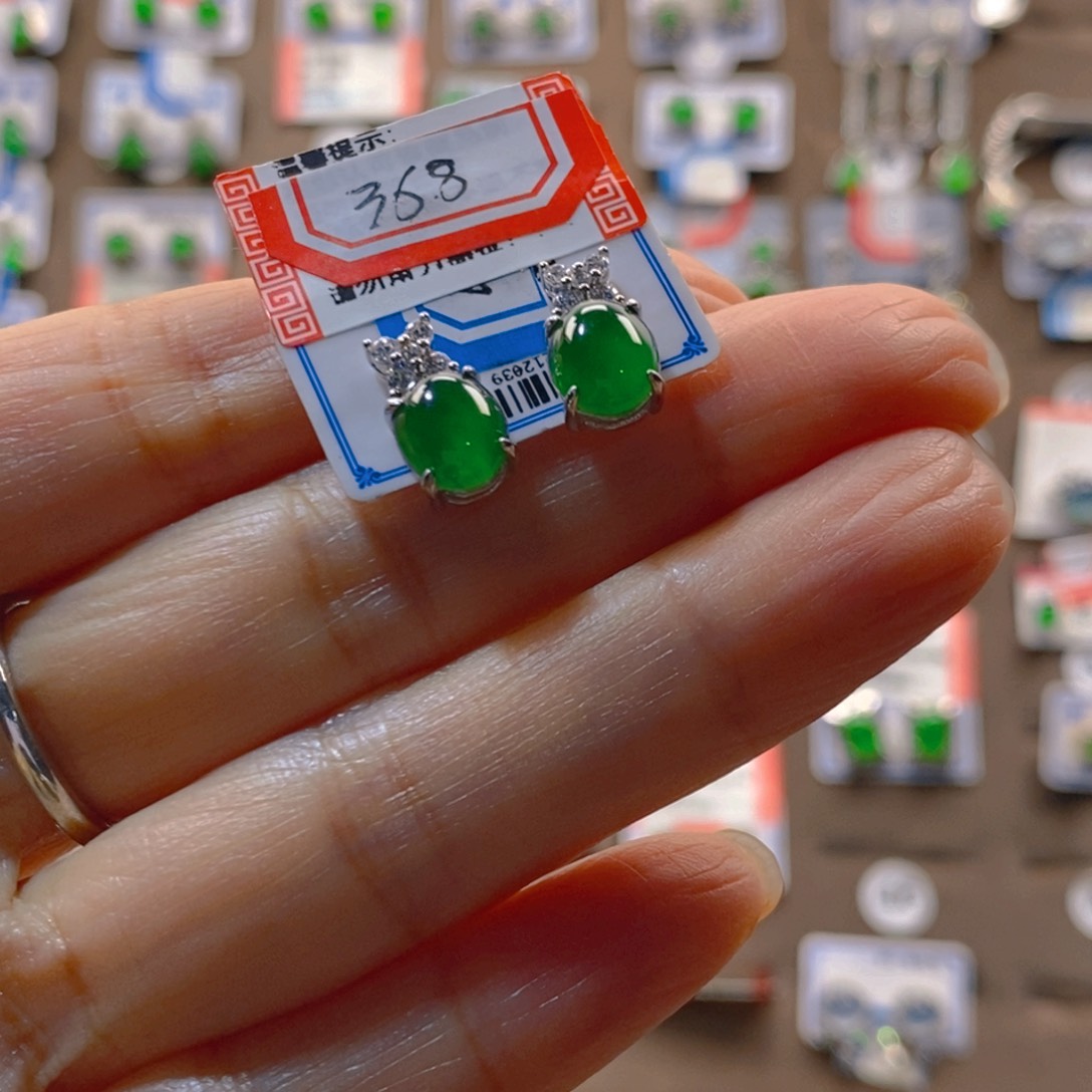 颈饰银S925镶嵌翡翠翡翠耳钉