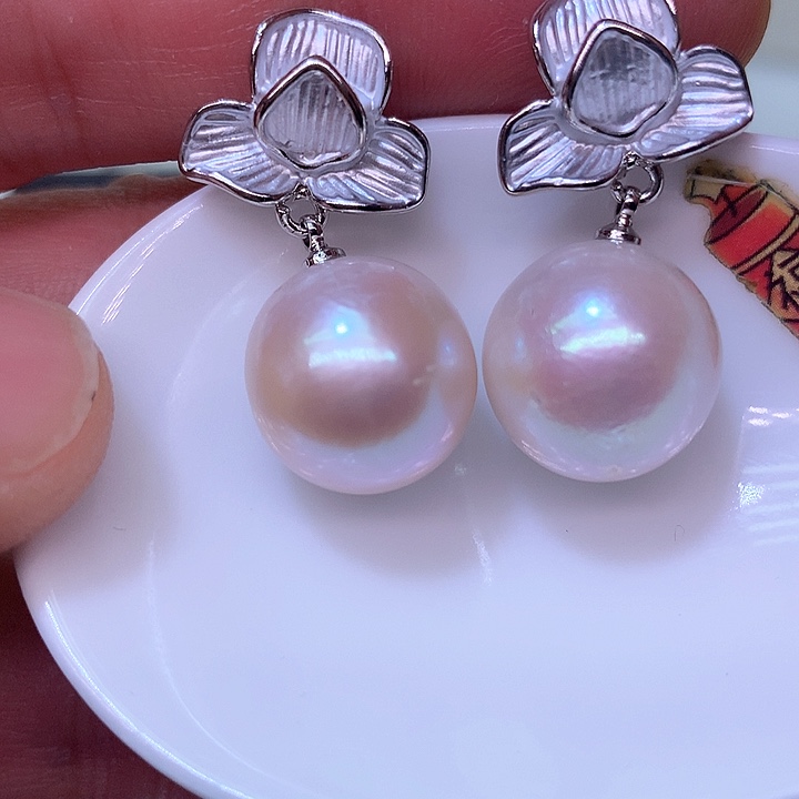 银S925镶嵌耳饰淡水珍珠