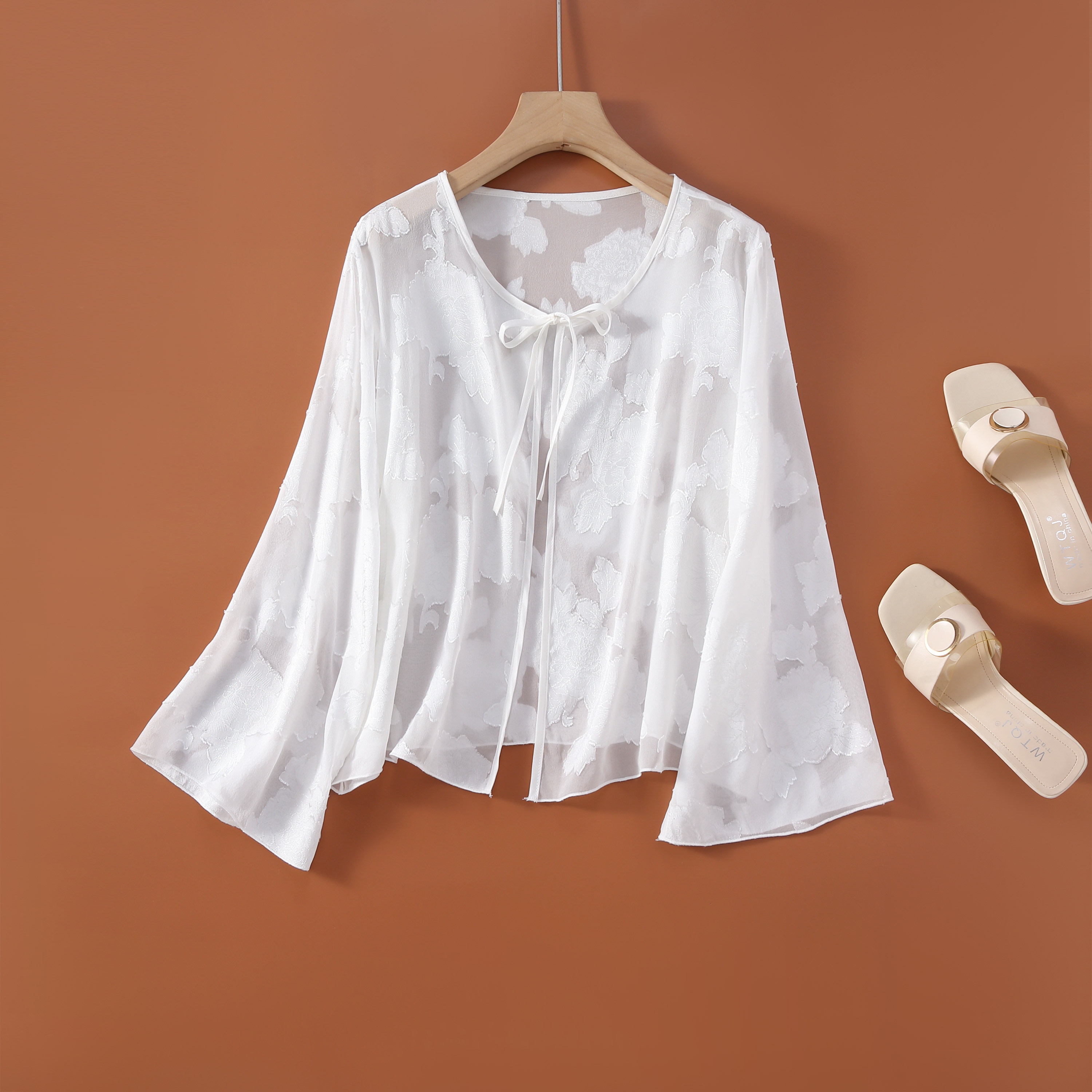 艺术小披肩！真丝剪花绡半透视防晒开衫