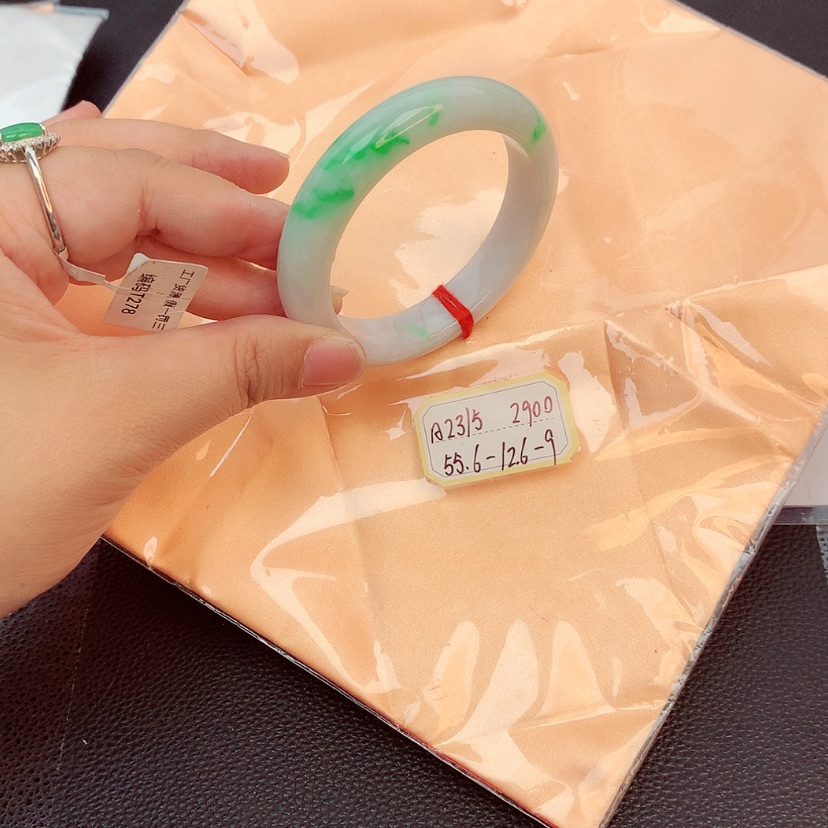 【闪购商品】翡翠手镯未镶嵌天然缅甸翡翠A货