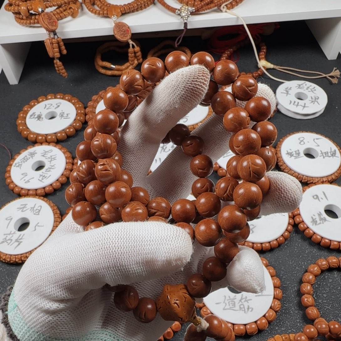 手串桃核龙纹正圆挂