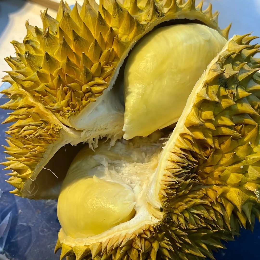 泰国空运树上熟金枕鲜榴莲4-8斤，皮薄肉厚核小干包黄肉软糯香甜金枕泰国