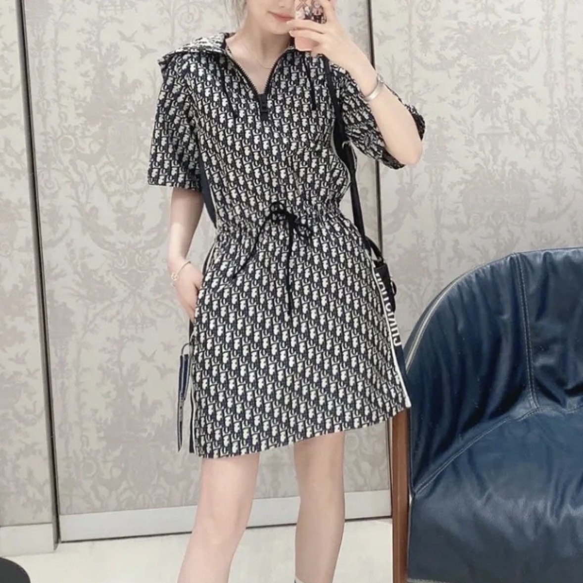 未使用 DIOR/迪奥  积分-100汤/P215765654/抽绳满印连衣裙