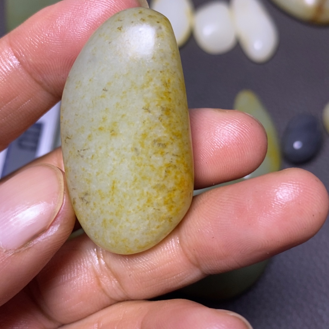 和田玉（糖玉）未镶嵌挂件