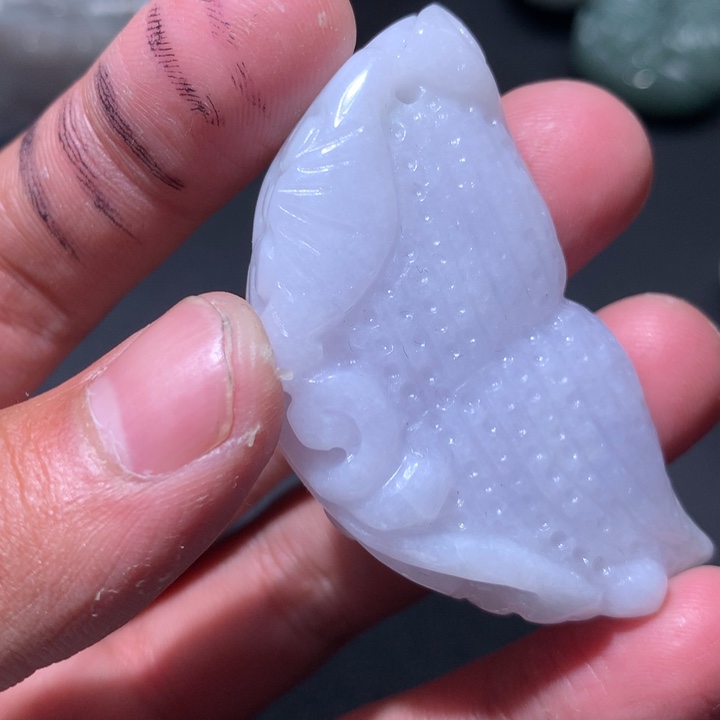 翡翠未镶嵌颈饰保真天然a货翡翠