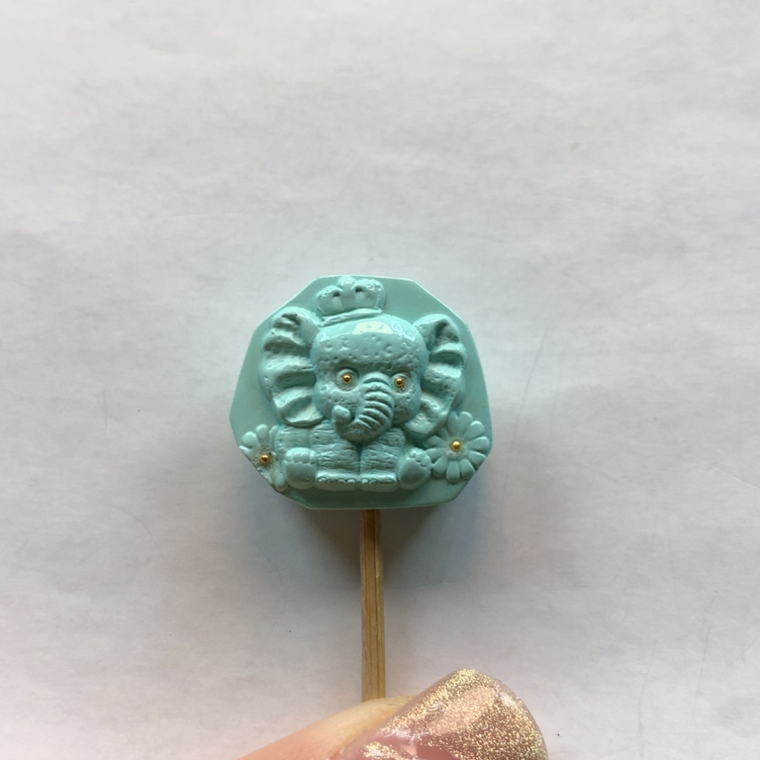 绿松石配饰未镶嵌