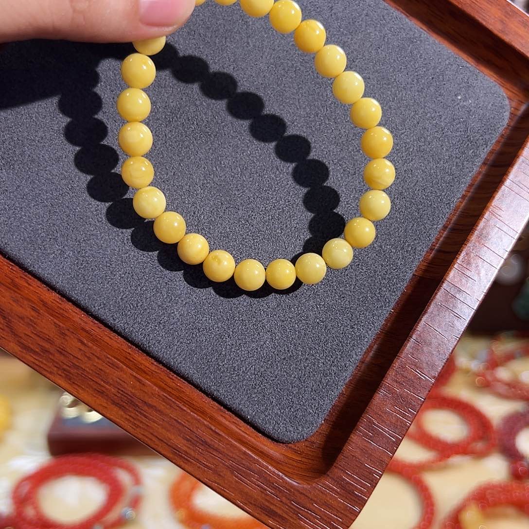 穆***人未镶嵌琥珀手链手链