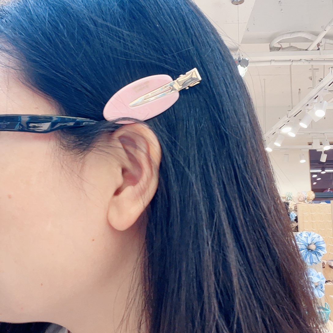 无非金属边夹一个