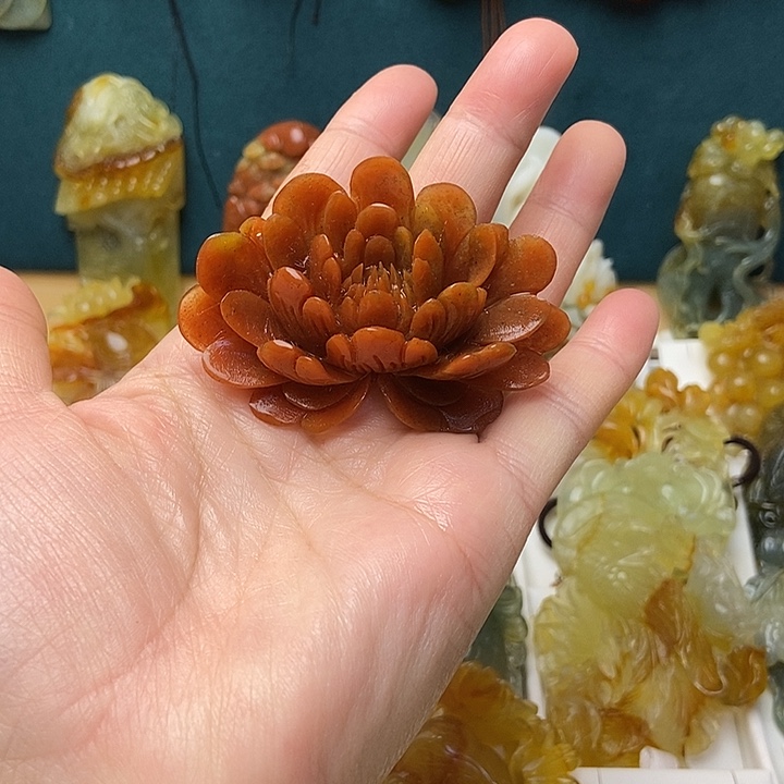 蛇纹石玉合金颈饰