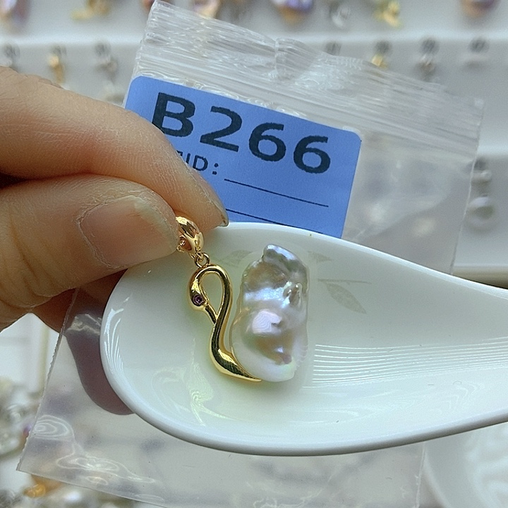 淡水珍珠颈饰未镶嵌