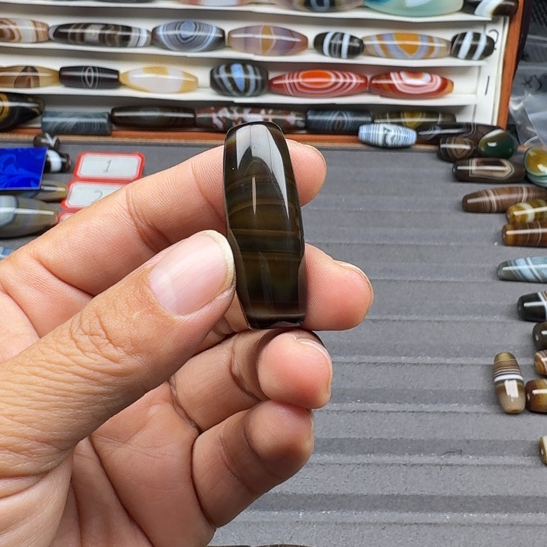 吖***咘玛瑙/玉髓合金珠宝半成品