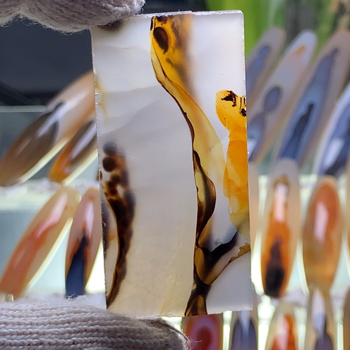 未镶嵌玛瑙/玉髓珠宝半成品231