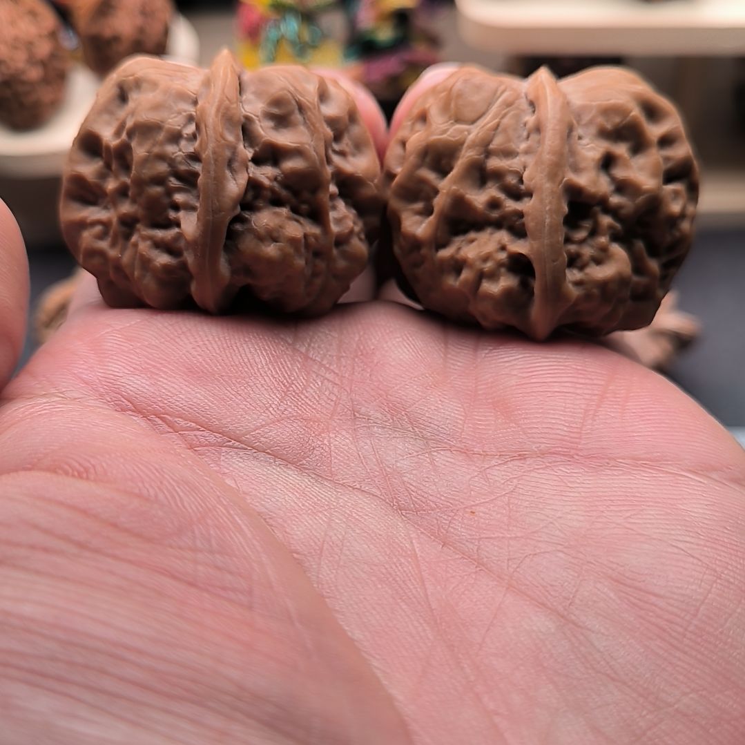 文玩核桃吊坠山地蛤蟆头边36肚40尺