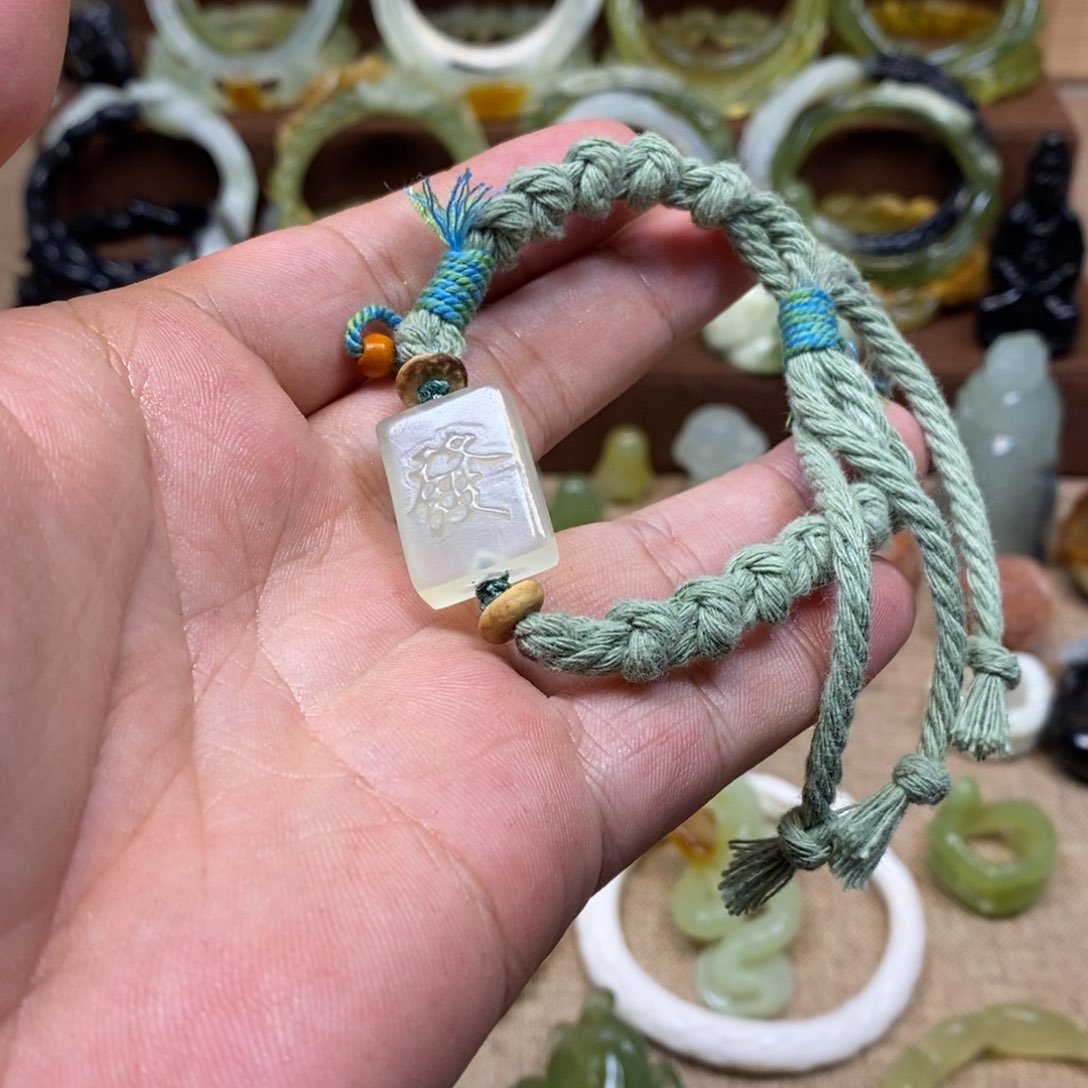 蛇纹石玉手链未镶嵌