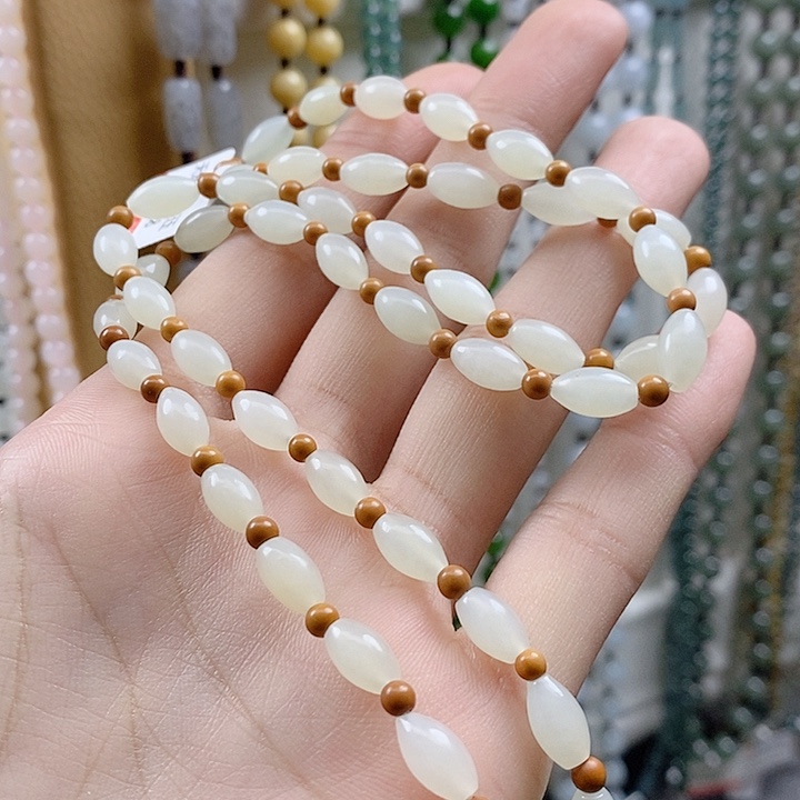 和田玉颈饰未镶嵌卡5.5