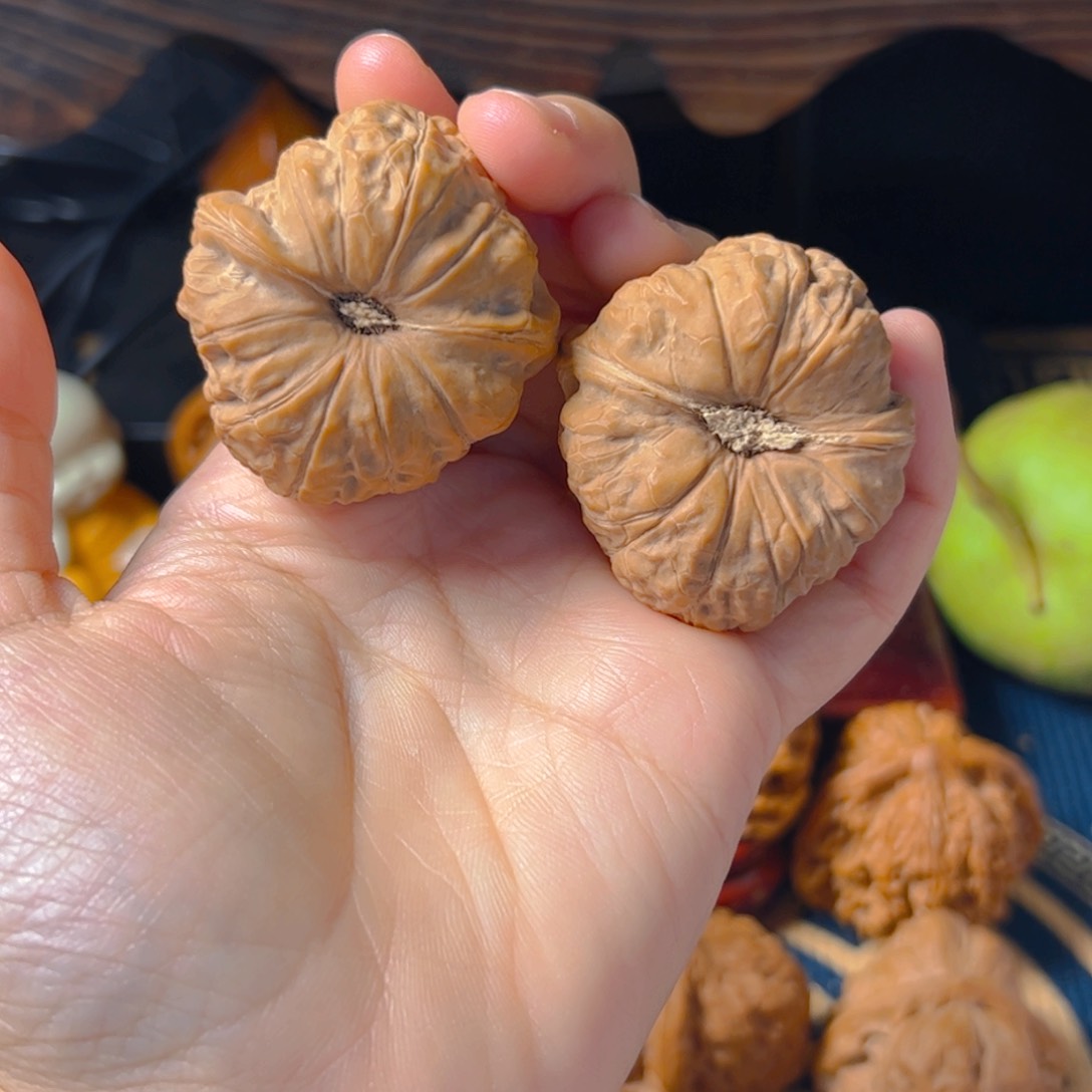 文玩核桃把件南瓜墩38