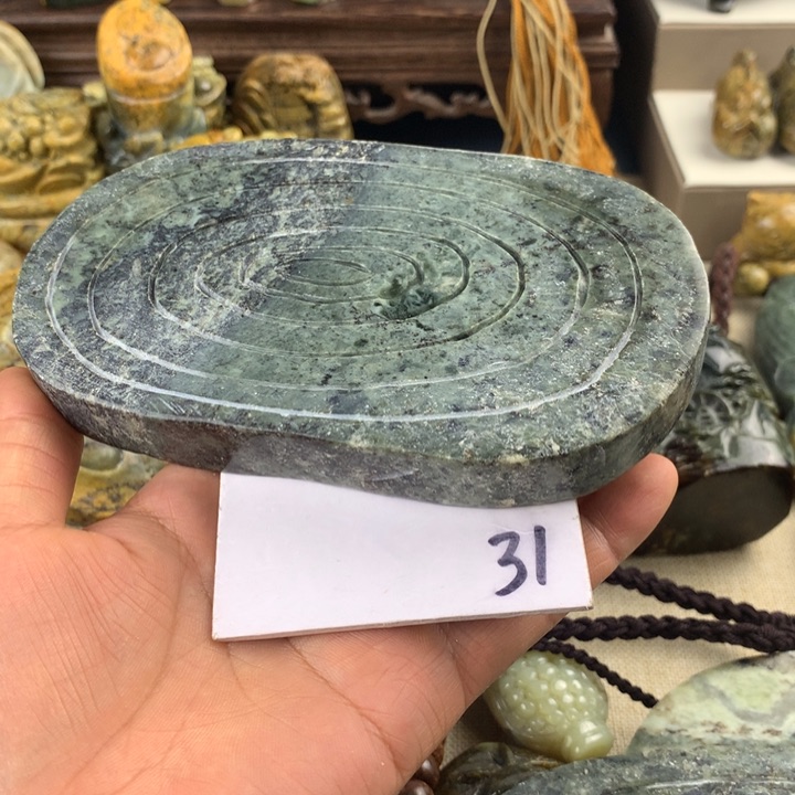 岫岩河磨玉（透闪石质玉）未镶嵌珠宝奇石用****3
