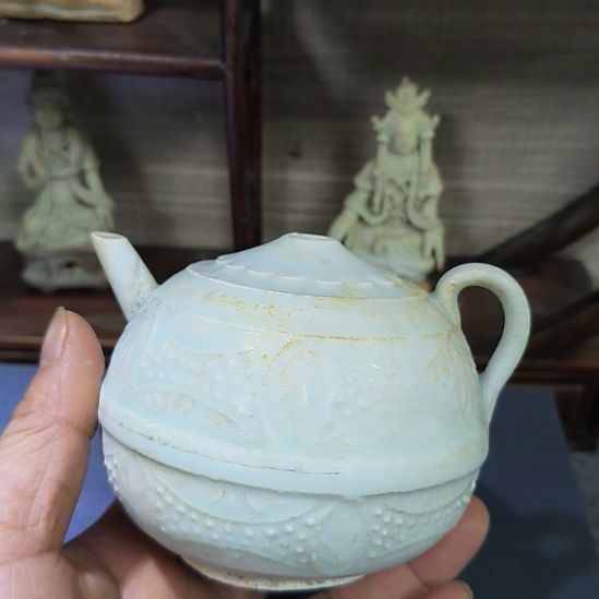 陈***金摆件陶壶。。。。。。。。。。。。。。。。。