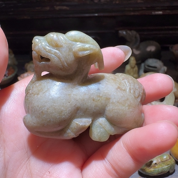 和田玉未镶嵌挂件暴*