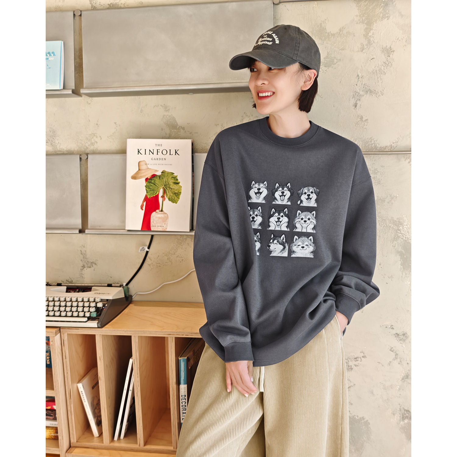 轻城苏小糖|小狗卫衣 灰色印花卫衣T女冬宽松圆领显瘦慵懒长袖T恤