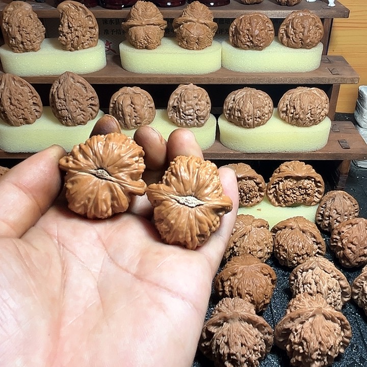 【闪购商品】把件文玩核桃球白