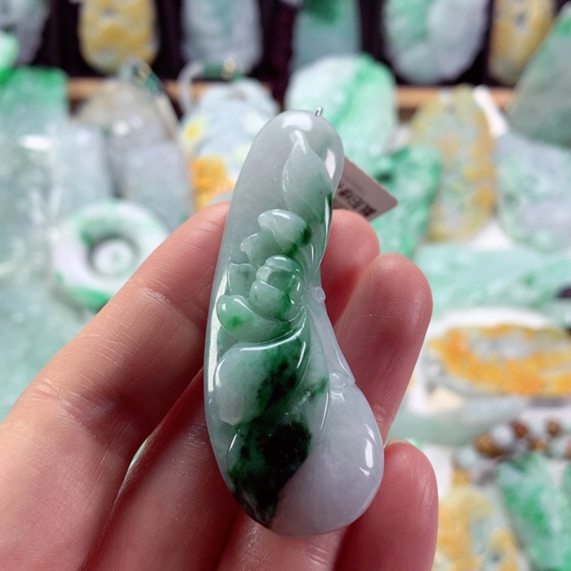 【闪购商品】翡翠吊坠(不含链)未镶嵌