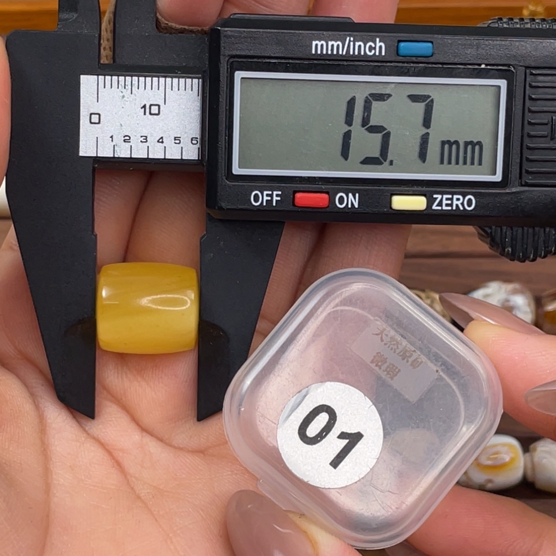 琥珀未镶嵌珠宝奇石琥珀蜜蜡微瑕