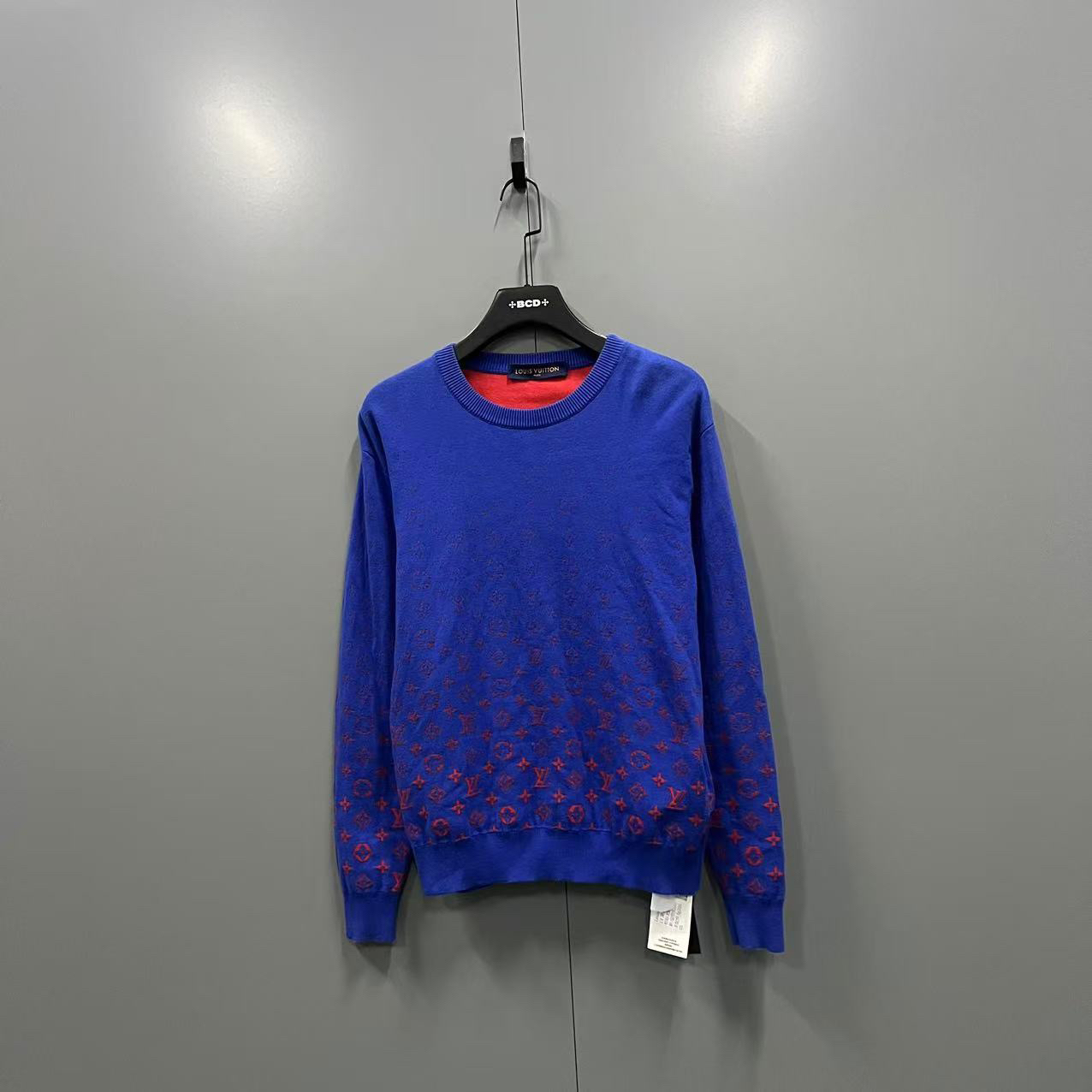 99新 LouisVuitton/路易威登 j30渐变老花针织衫 XS码013091