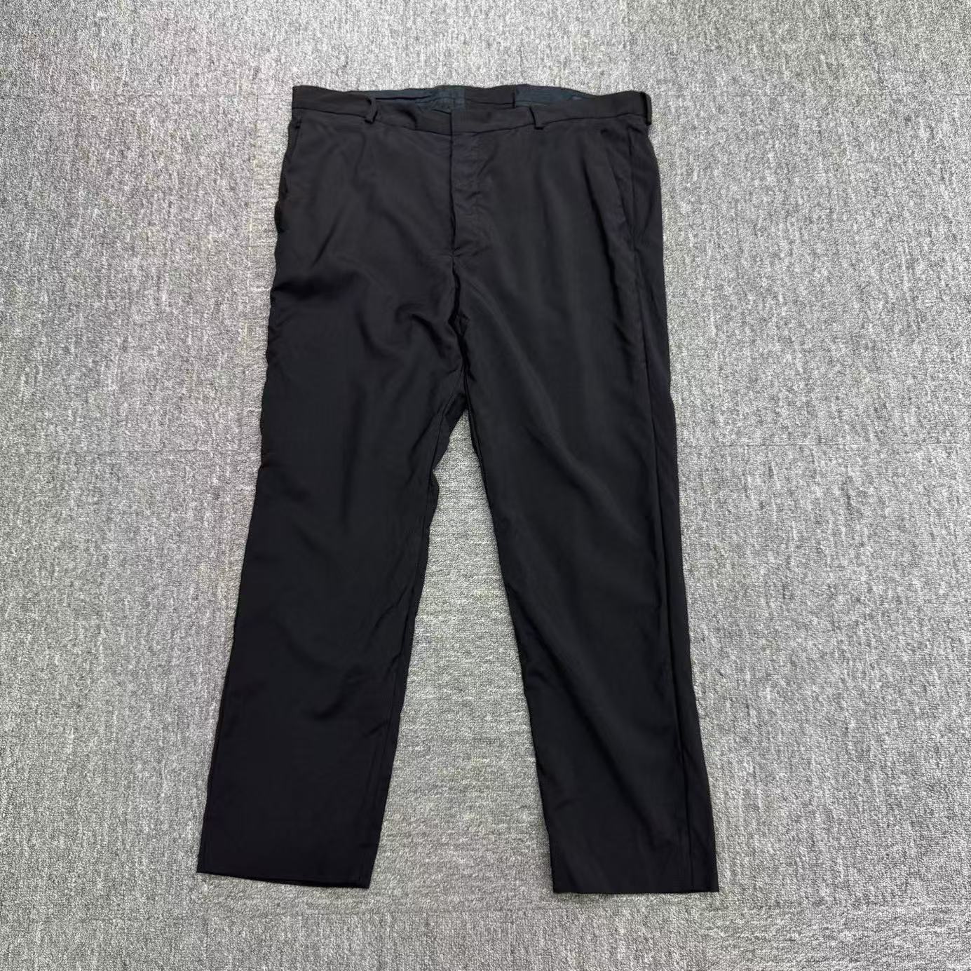 99新 Prada/普拉达 黑色羊毛休闲裤/52码/17643
