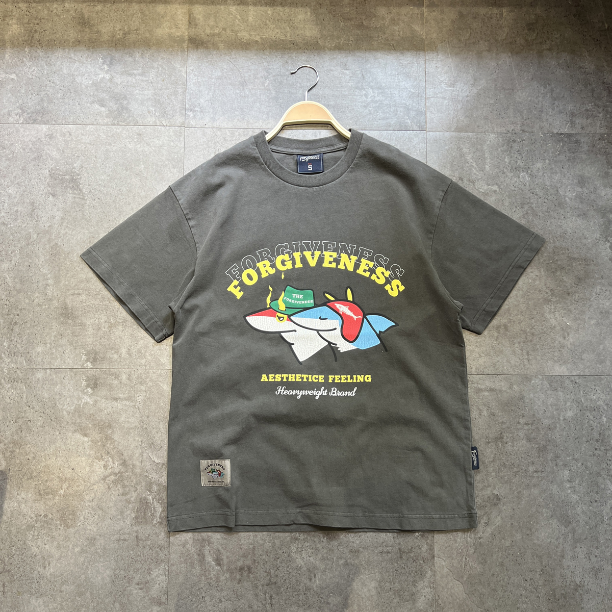 特价清货！300克重磅美式宽松鲨鱼卡通龟裂小领口短袖T恤男女体恤