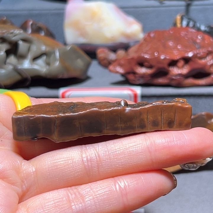 石材巧克力方砖一口牙