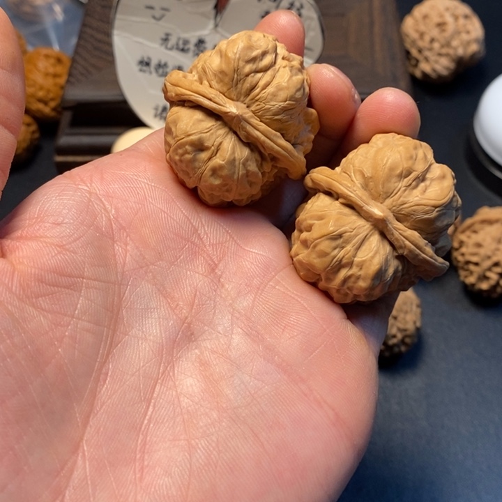 文玩核桃把件H*58号蛤蟆头38尺送打底