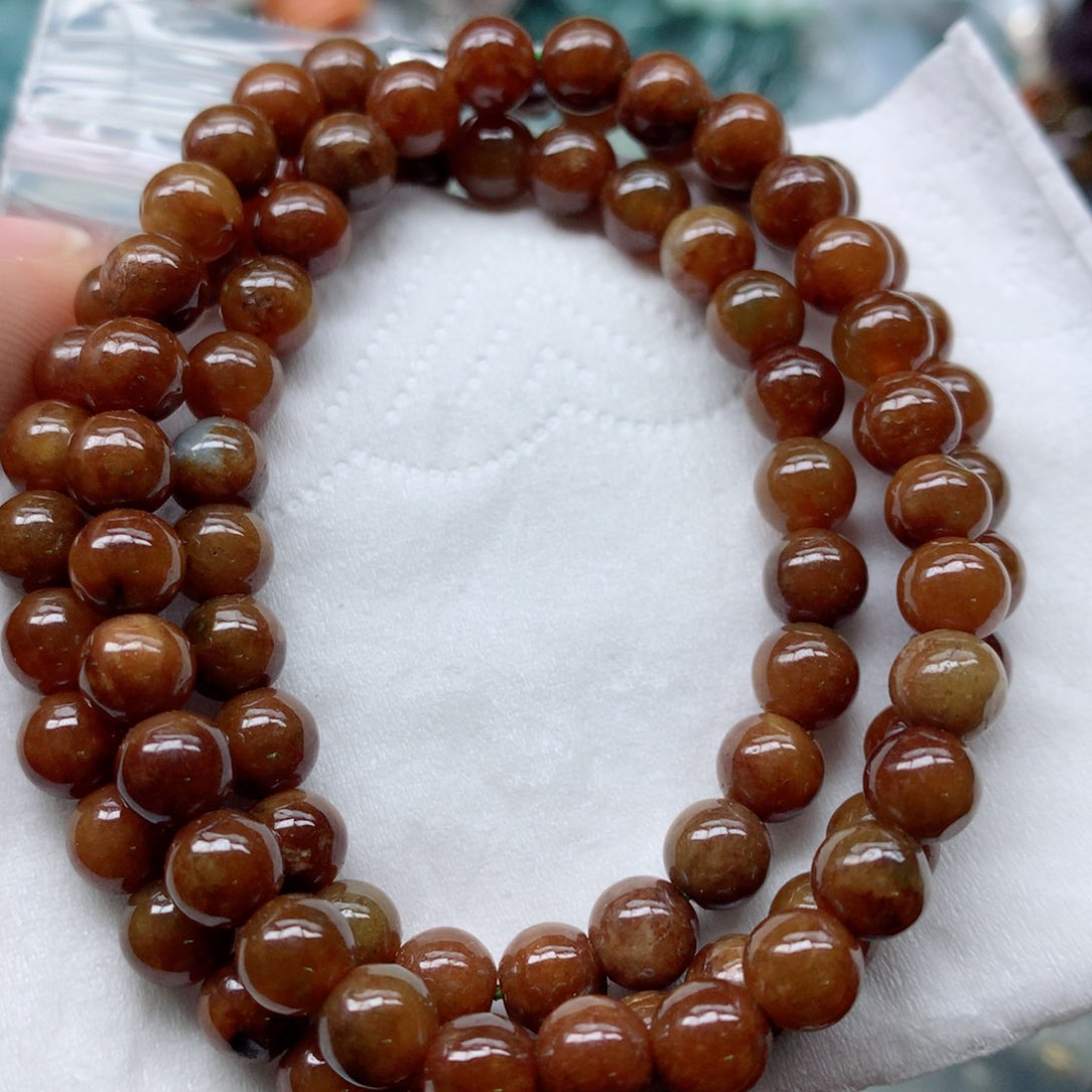 翡翠颈饰未镶嵌手串