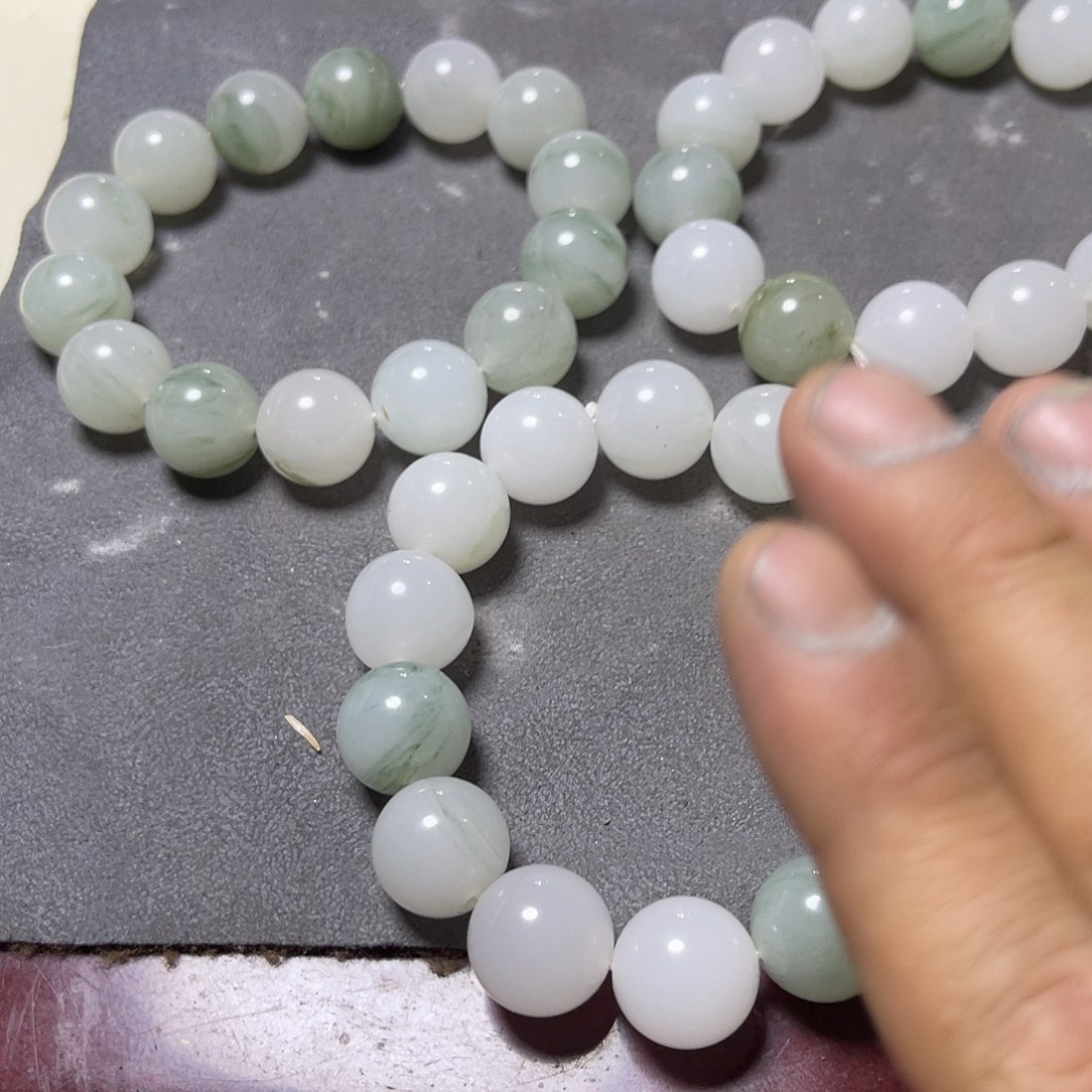 石英质玉手链未镶嵌