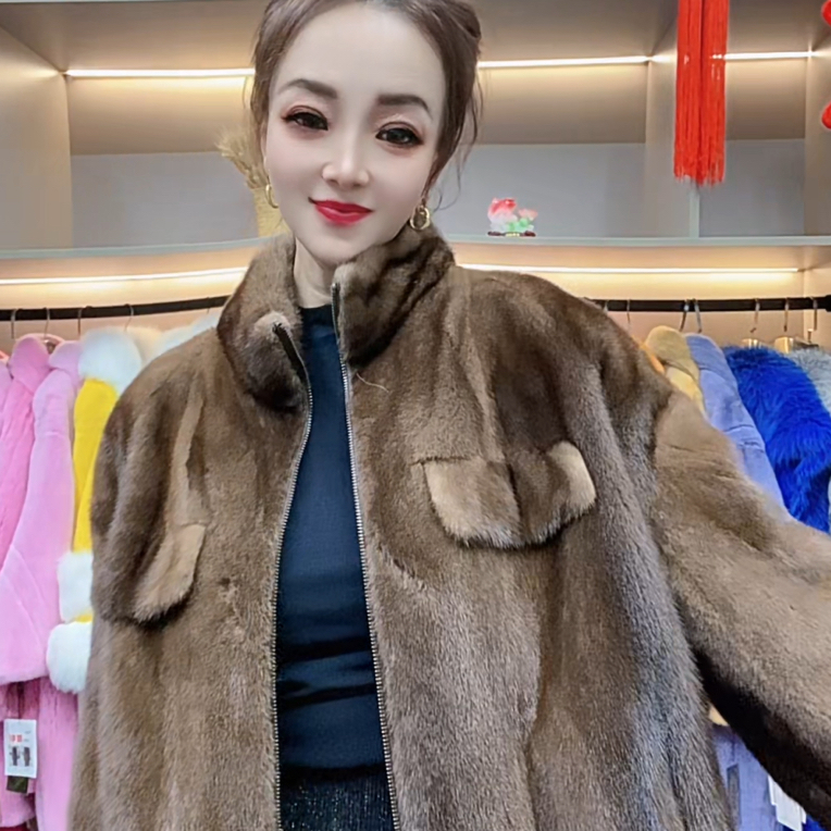 进口天鹅绒整貂皮草女短款立领时尚水貂外套2025冬新美拉德色大衣