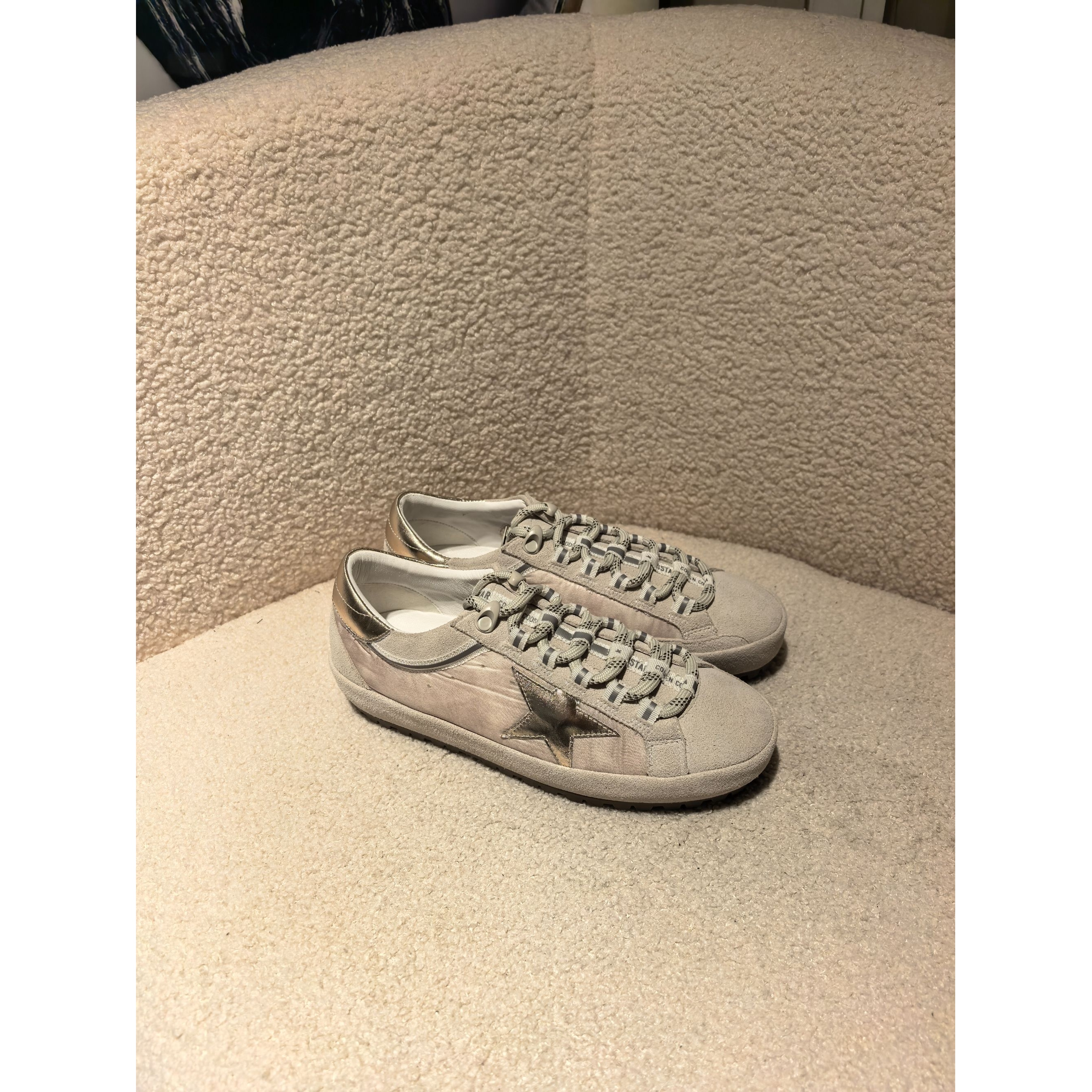 老王甄选 时尚简约百搭平底低帮星星鞋