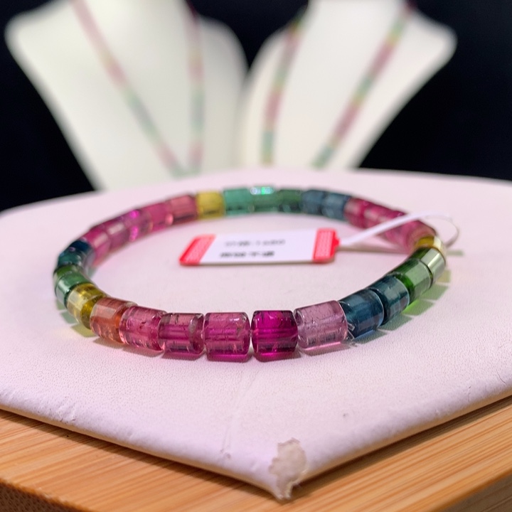 双色碧玺手链未镶嵌