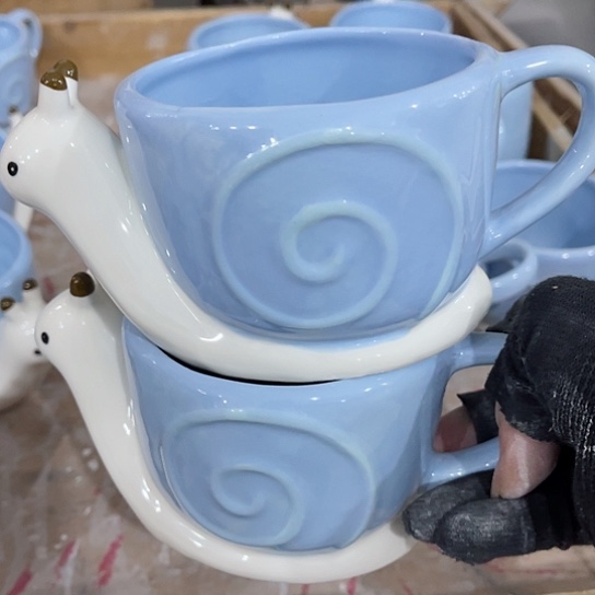 多肉绿植陶瓷花盆9.9包邮，有孔，微瑕