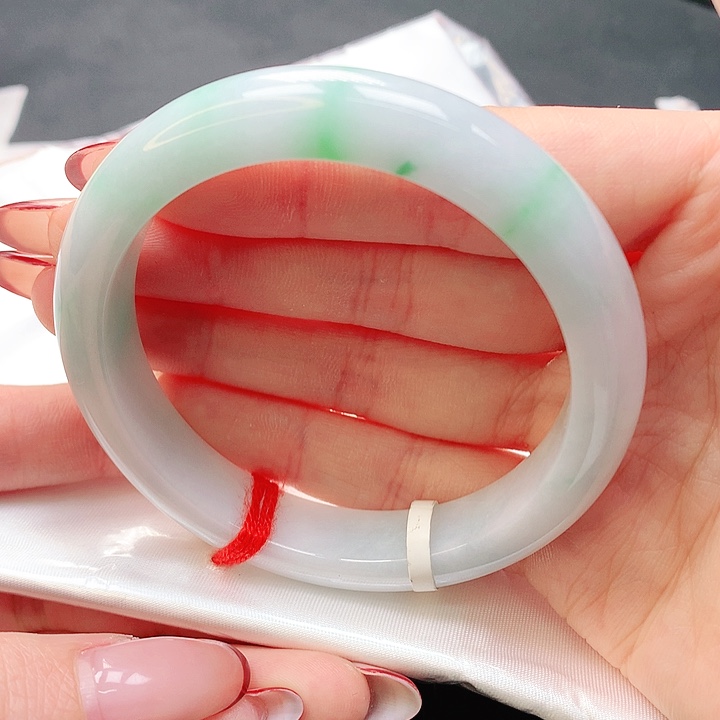 翡翠手镯未镶嵌55正圈