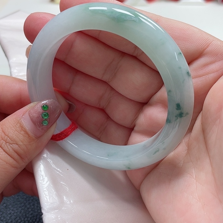 翡翠手镯未镶嵌缅甸翡翠手镯57圈