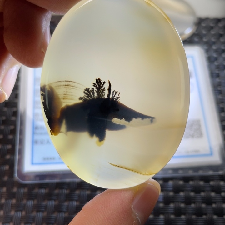 玛瑙/玉髓颈饰未镶嵌泥*