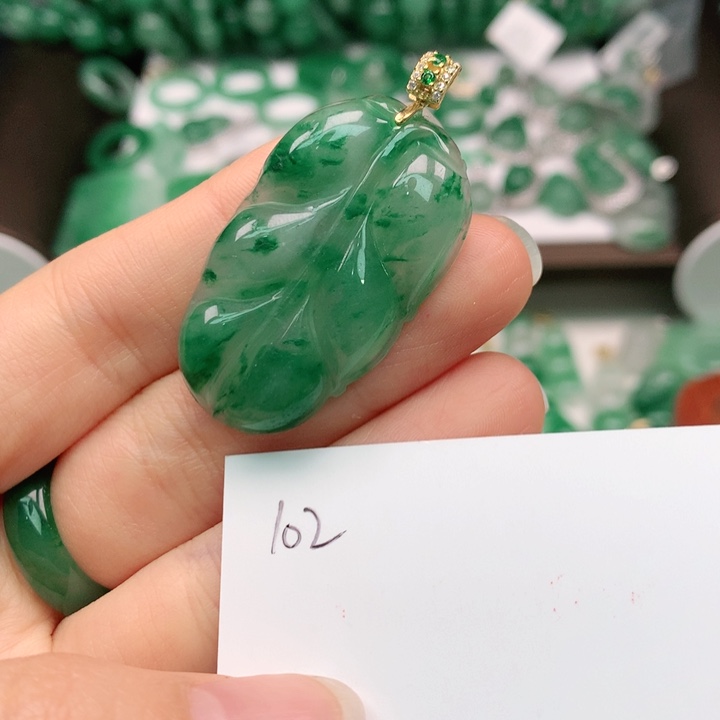 石英质玉颈饰银S925镶嵌玉**雪